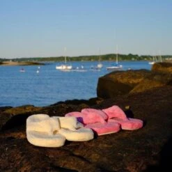ACORN Womens Spa Thong Slippers - Periwinkle -The Warming Store acorn women s spa thong slippers periwinkle 104