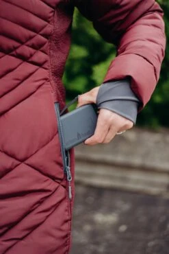 ActionHeat 5V 6000mAh Power Bank Kit 16 ActionHeat 5V 6000mAh Power Bank Kit -The Warming Store actionheat 5v 6000mah power bank kit 169