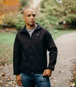 ActionHeat 5V Mens Softshell Battery Heated Jacket -The Warming Store actionheat 5v battery heated softshell jacket 53