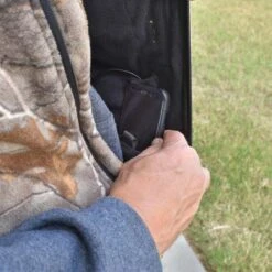 DeWalt Realtree Xtra Mens Camouflage Fleece Heated Vest With Battery -The Warming Store dewalt realtree xtra men s camouflage fleece heated vest with battery 130