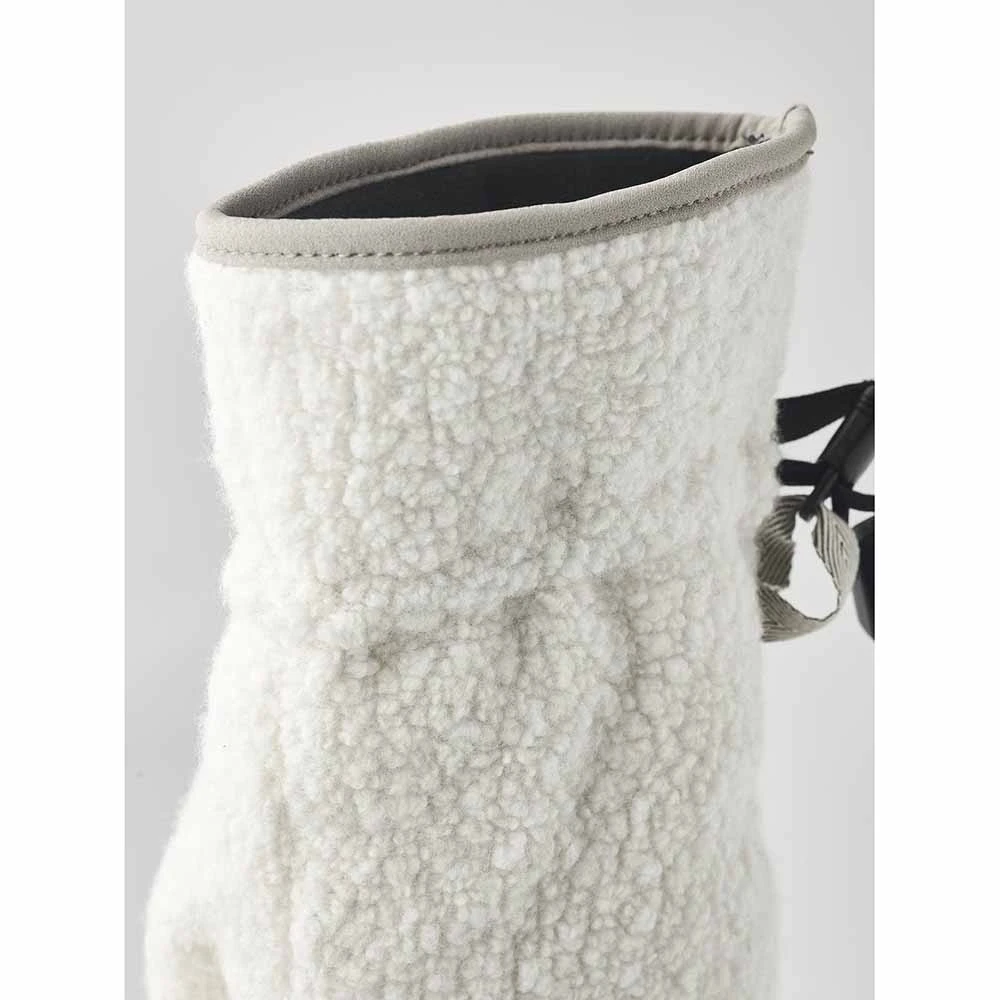 Hestra Unisex Alta Fluffy Wool Mittens 6 Hestra Unisex Alta Fluffy Wool Mittens - Image 4