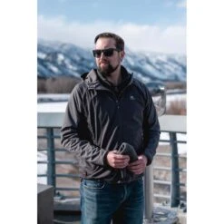 Mobile Warming 7.4V Mens Traveller Heated Jacket -The Warming Store mobile warming 7 4v men s traveller heated jacket 109