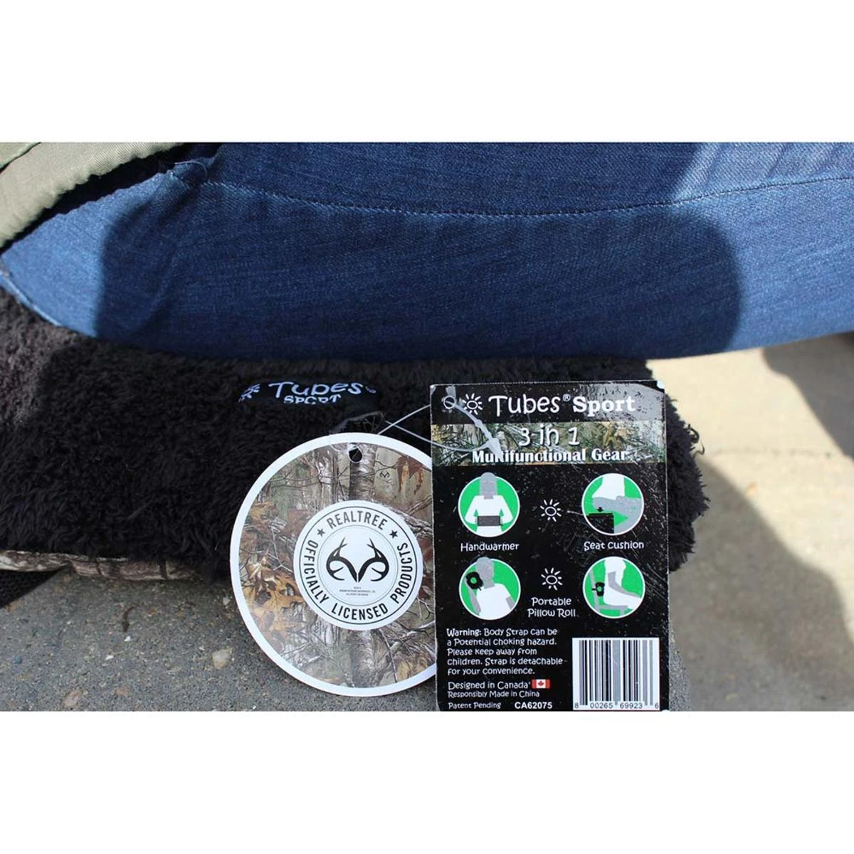 Tubes Canada Realtree Xtra Camo Sport Hunting 5-in-1 Hand Warmer - White Logo 4 Tubes Canada Realtree Xtra Camo Sport Hunting 5-in-1 Hand Warmer - White Logo - Image 2